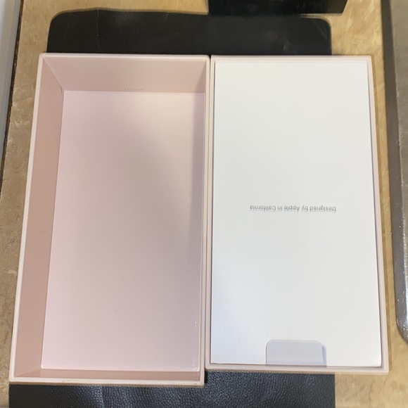 Apple Gold iPhone Plus Sleek Design - Picture 3 of 4